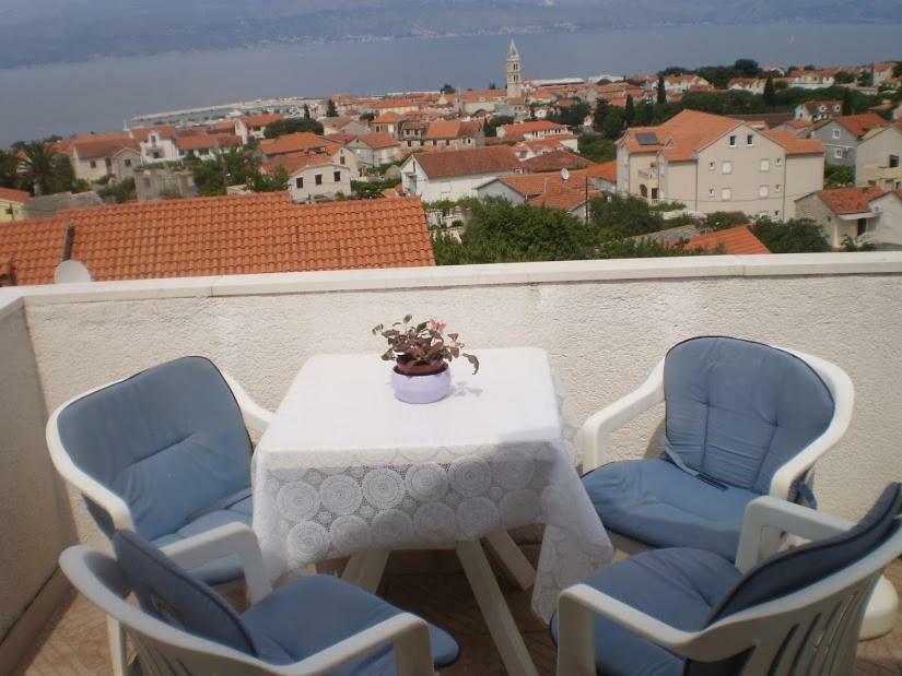 Apartmani Vesna Supetar Bagian luar foto